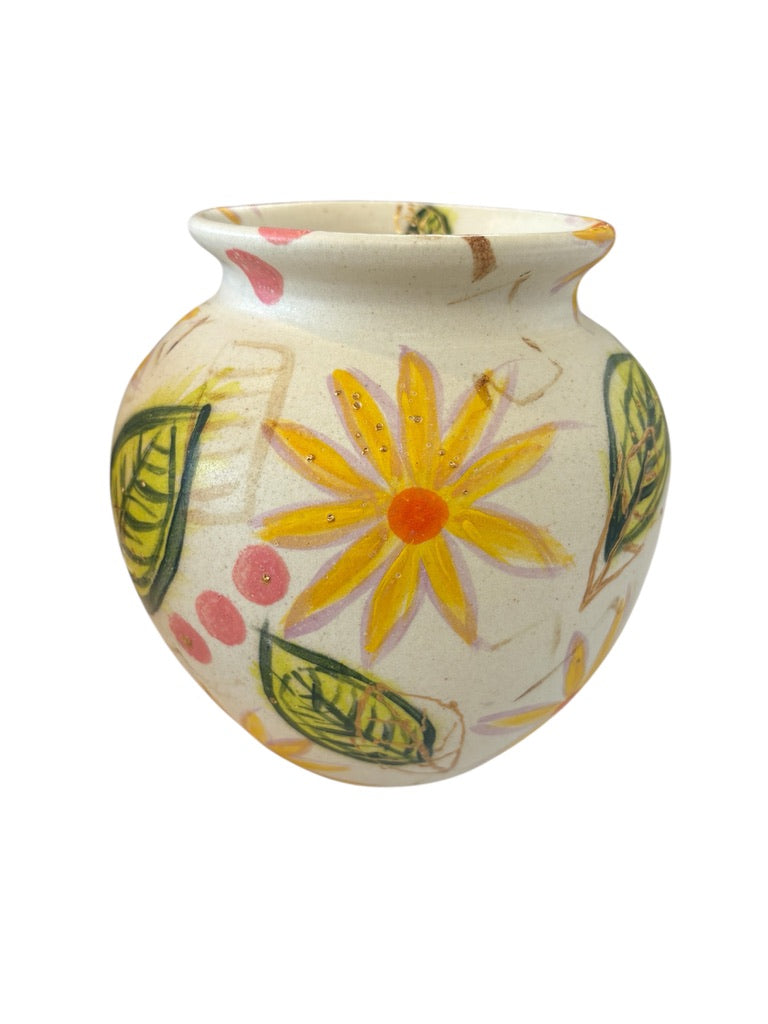 Mud in Mind, Ceramics by Robyn Ramsay