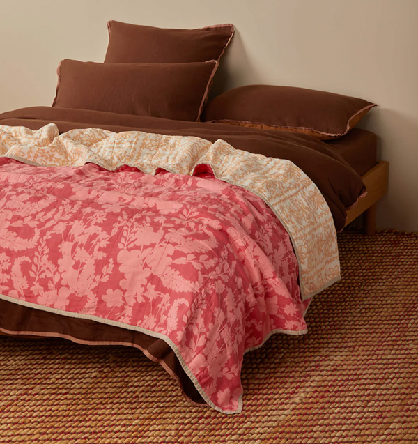 Bonnie & Neil, Petal Pink & Daisy Buff Linen Quilted Throw