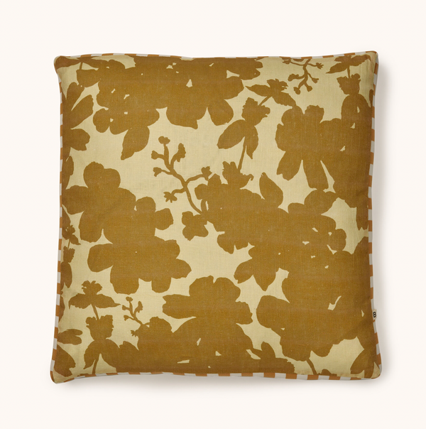 Bonnie & Neil, Meadowlands Wheat Linen 50cm Cushion