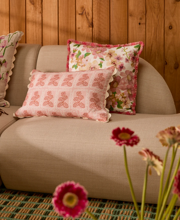 Bonnie & Neil, Prairie Pink Linen 50cm Cushion