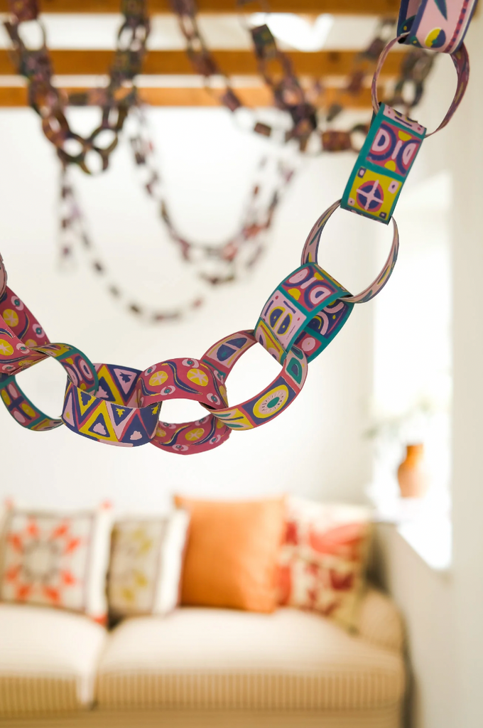 East End Press, Bloomsbury Paper Chain Kit